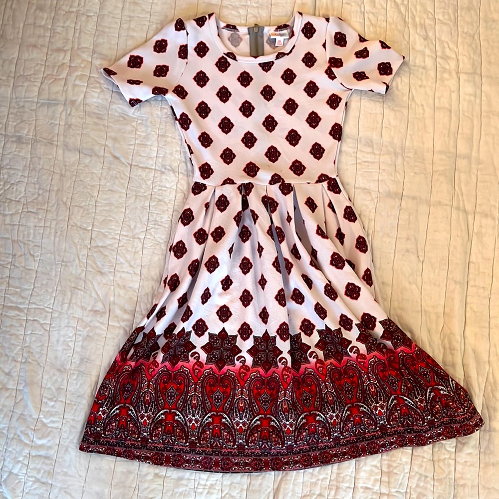 LuLaRoe Amelia dress with pocket